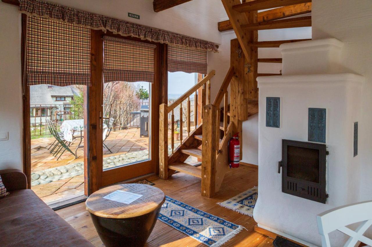 Casele Cu Stuf B&B Haus Ulrike Sălicea Eksteriør bilde