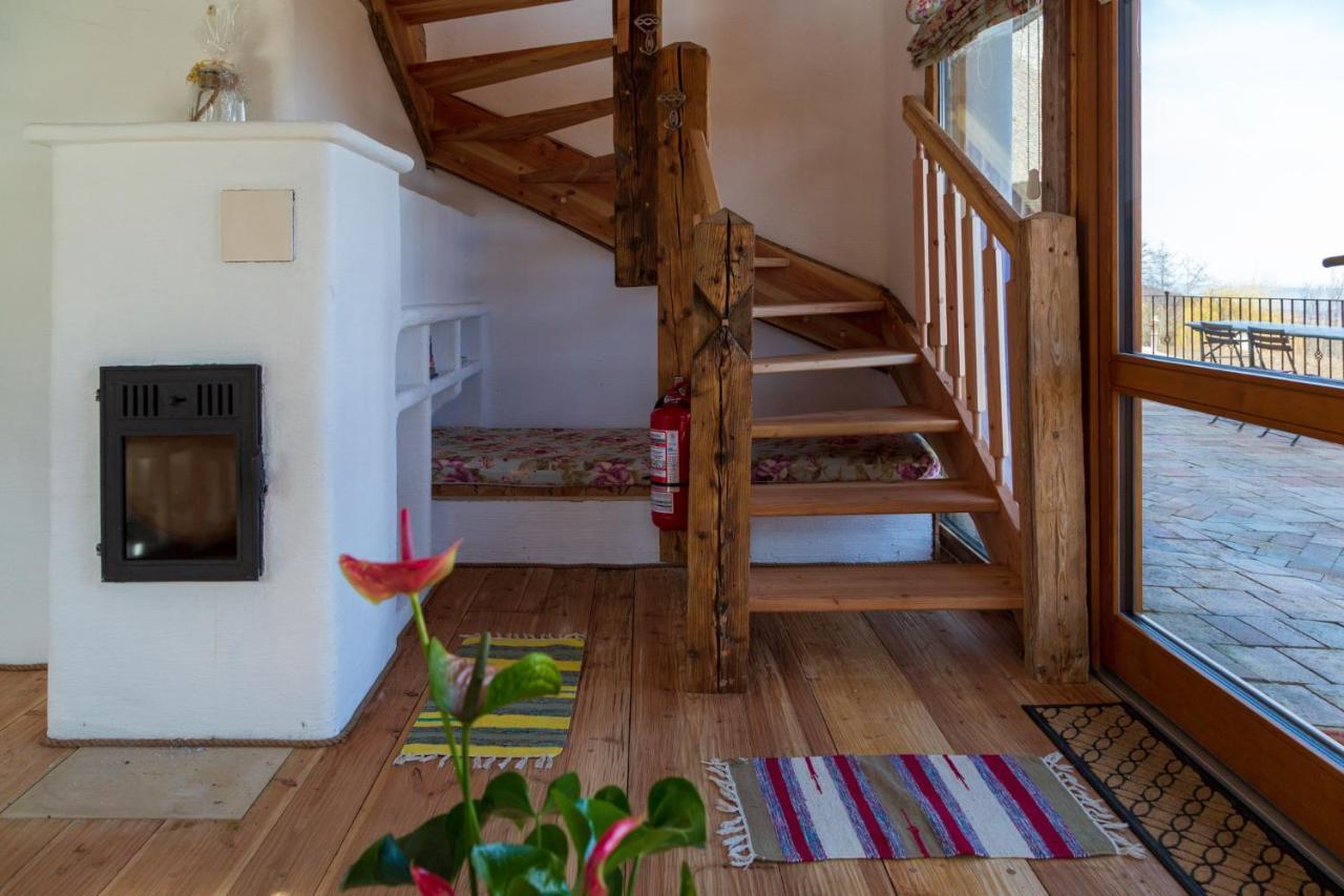 Casele Cu Stuf B&B Haus Ulrike Sălicea Eksteriør bilde